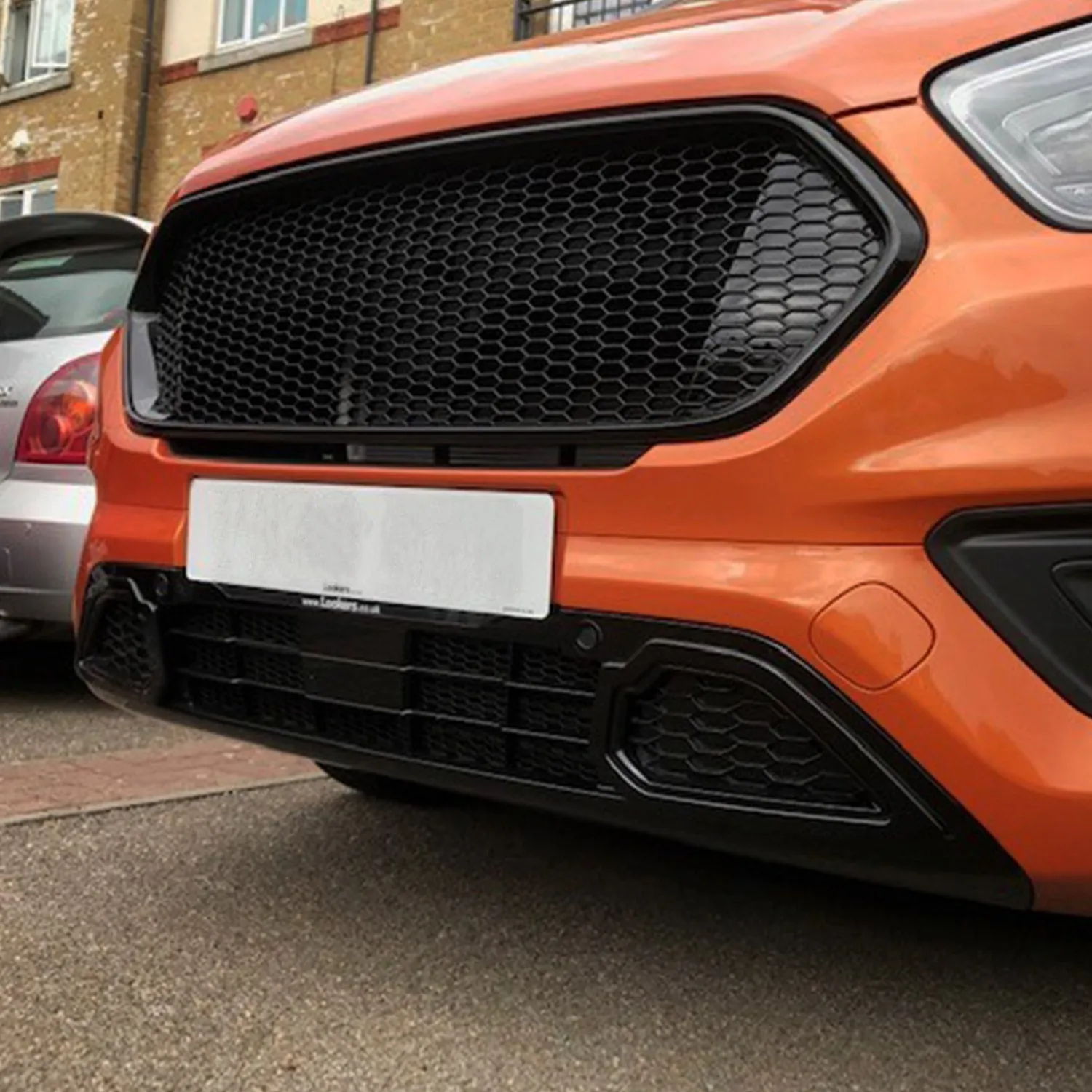For Ford Transit Custom Complete Front Honeycomb Grille Set -  Gloss Black Top Grille, Matte Black Lower Grille Bundle ONLY Painted and Ready to Fit