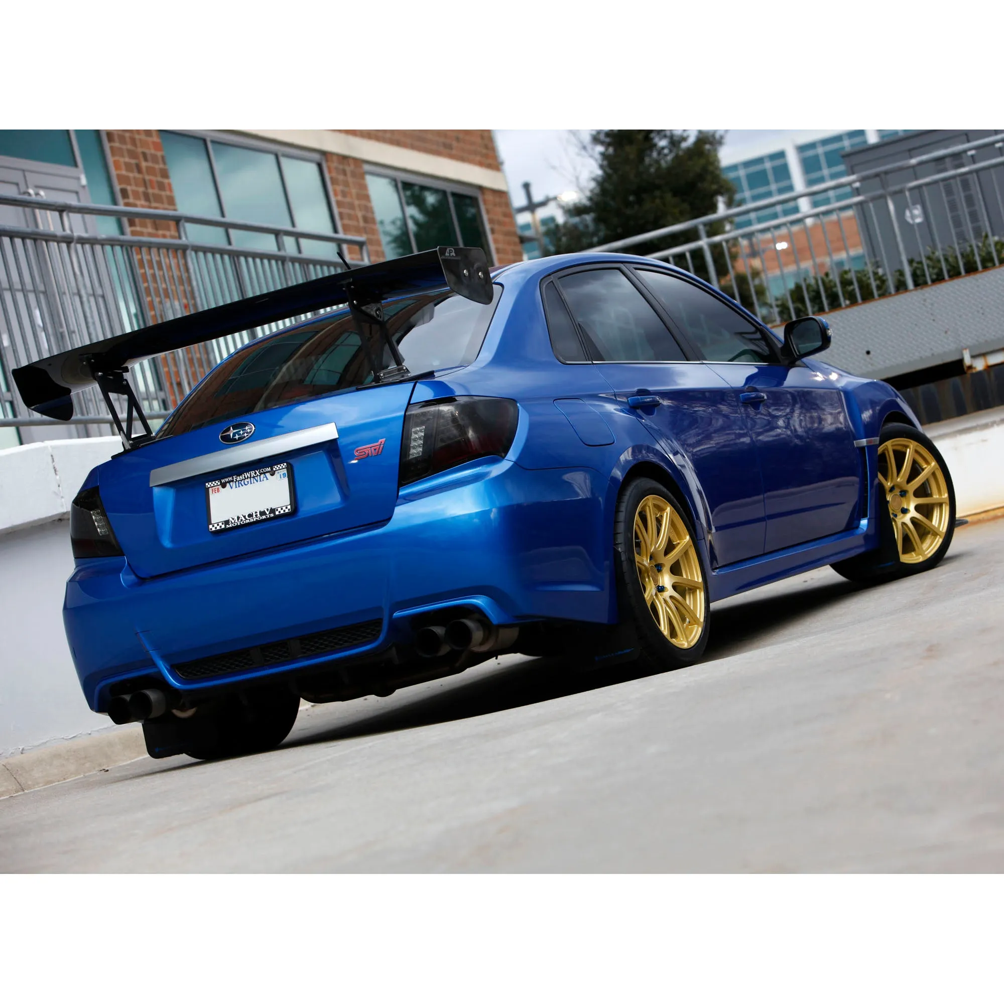 Mach V Crucial 18x9.5" 5x100