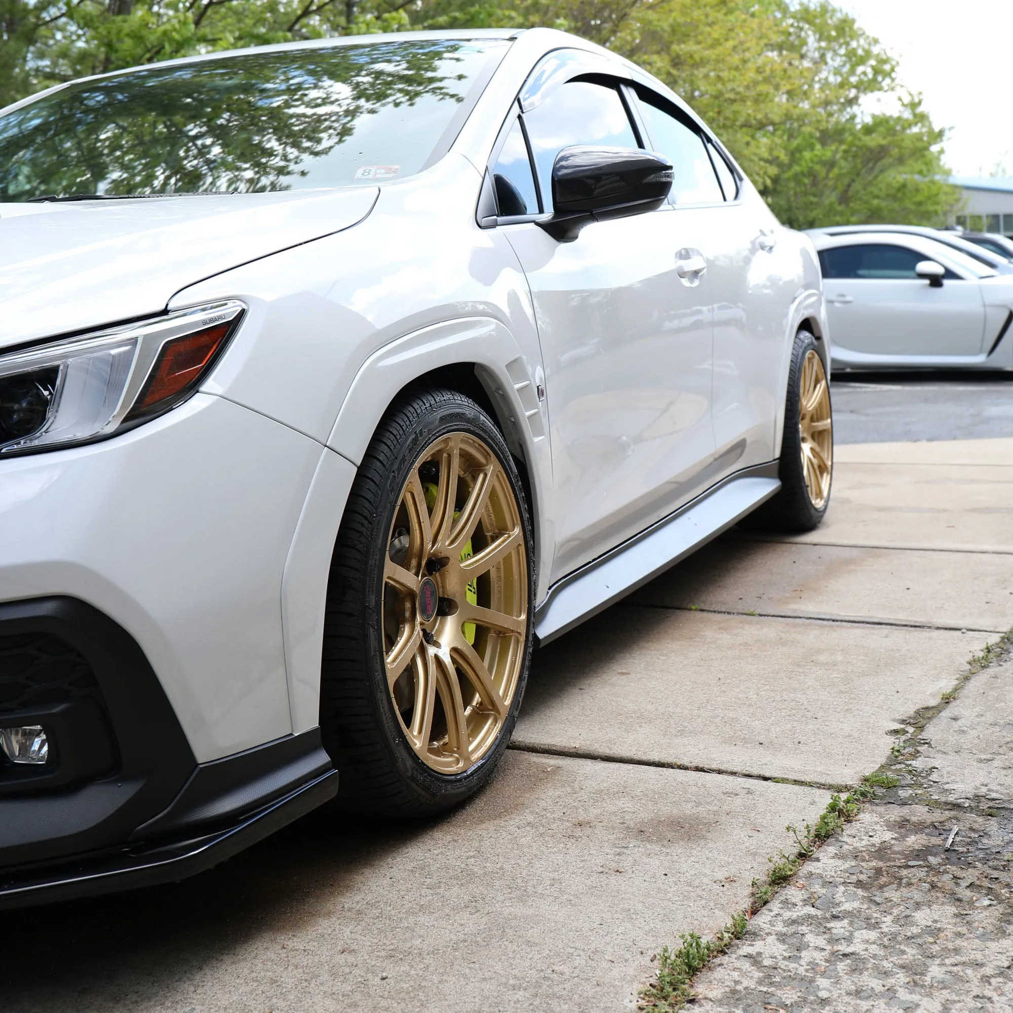 Mach V Crucial 18x9.5" 5x114