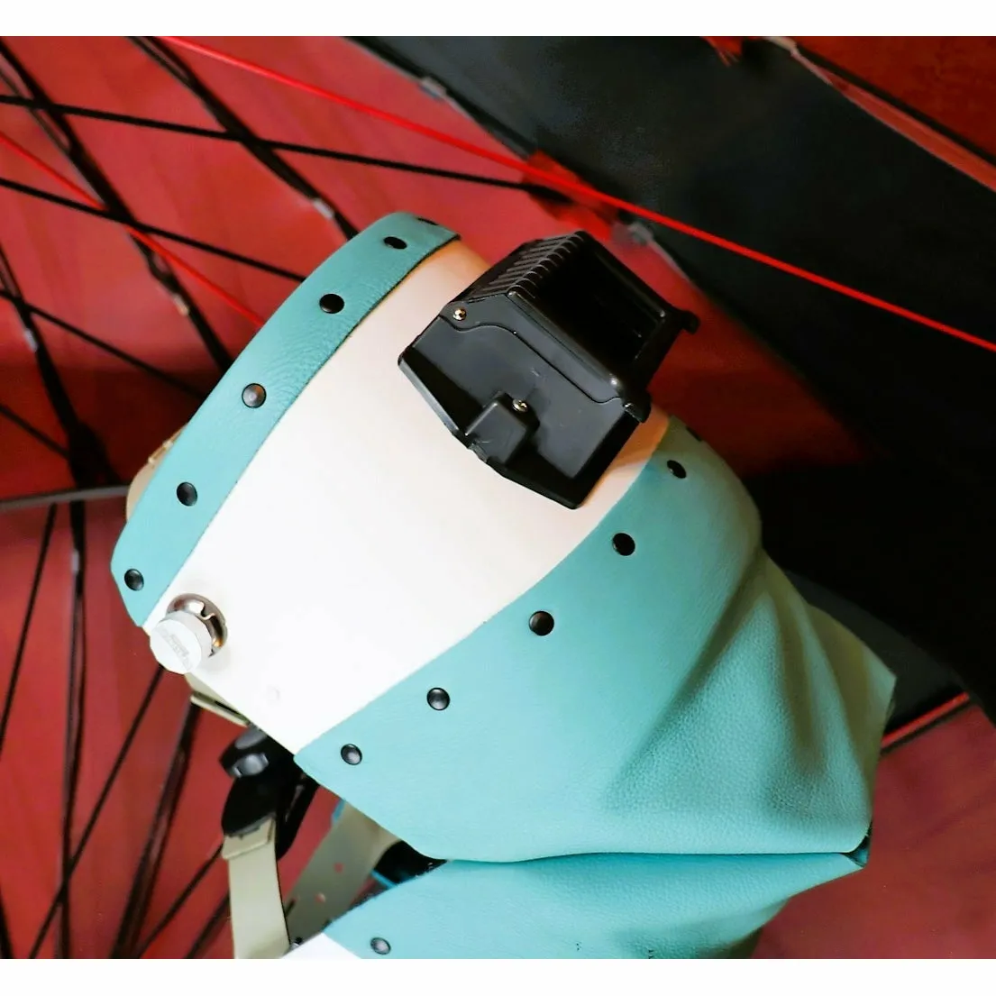 White Chopped Top and Bottom Carbon Fiber Welding Hood