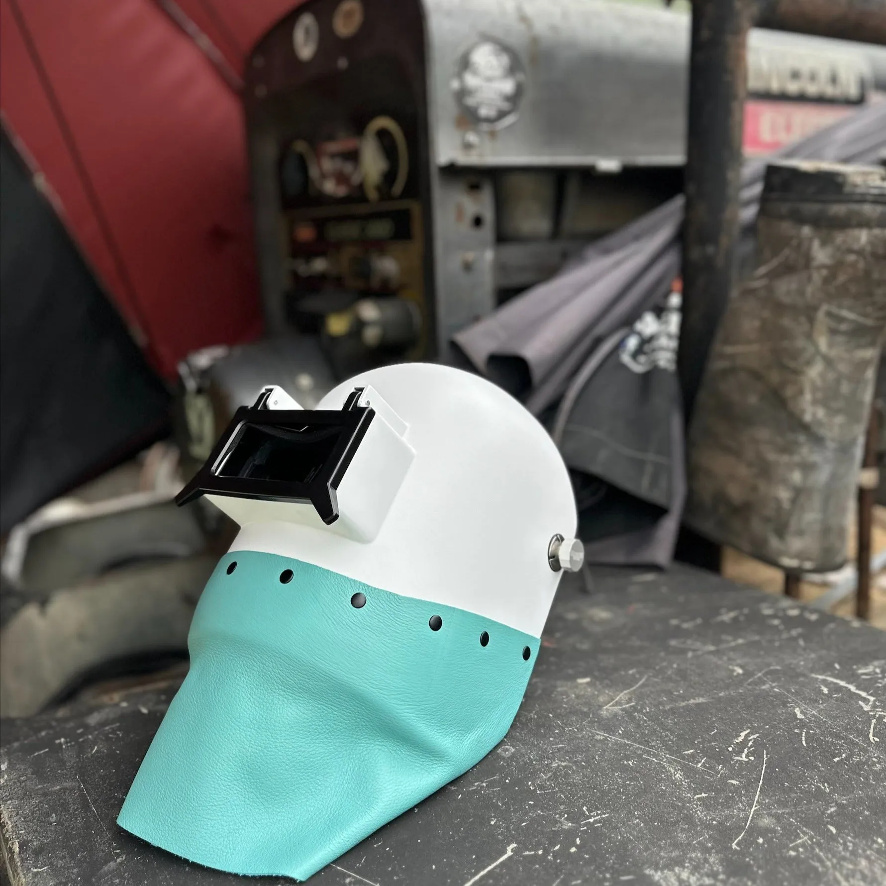 White Chopped Top and Bottom Carbon Fiber Welding Hood